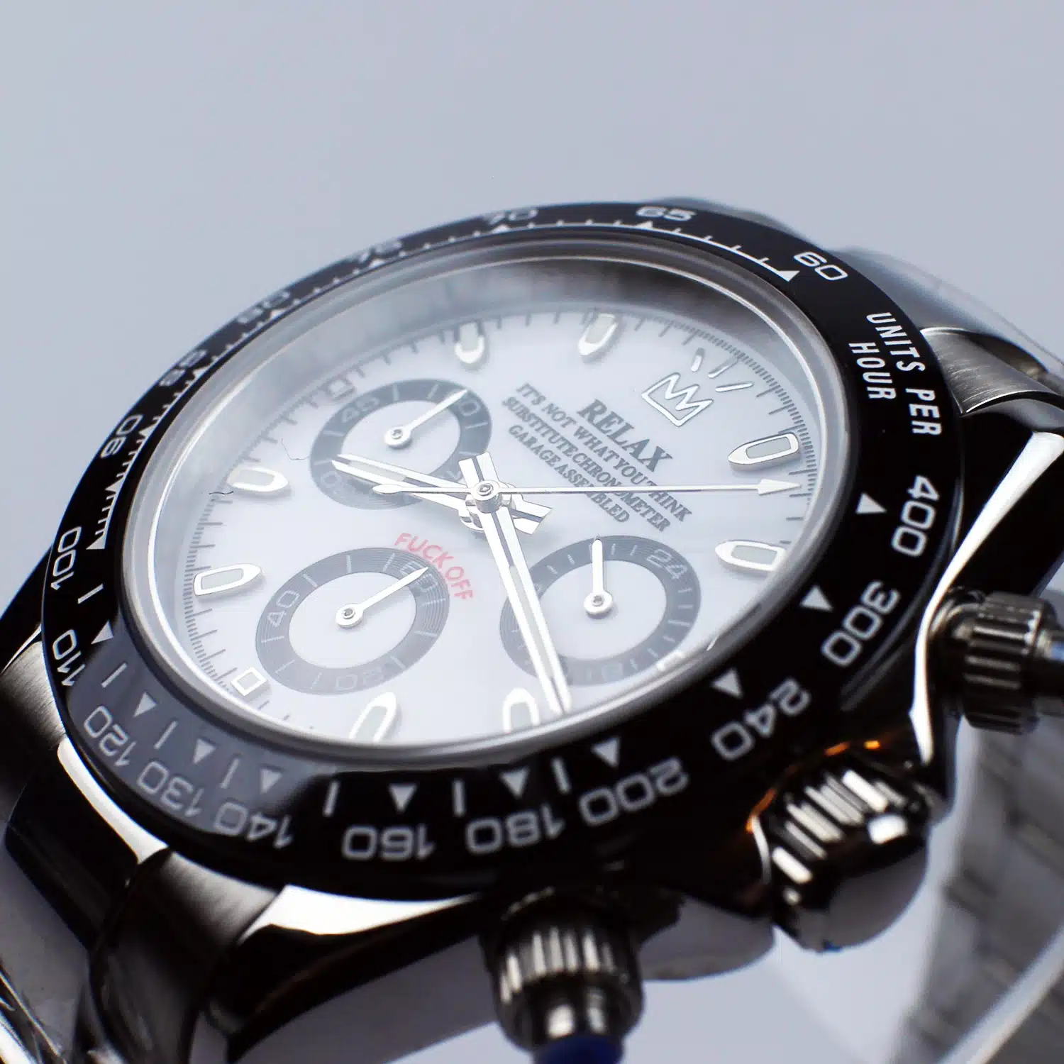 Relax White Chronograph - Image 2