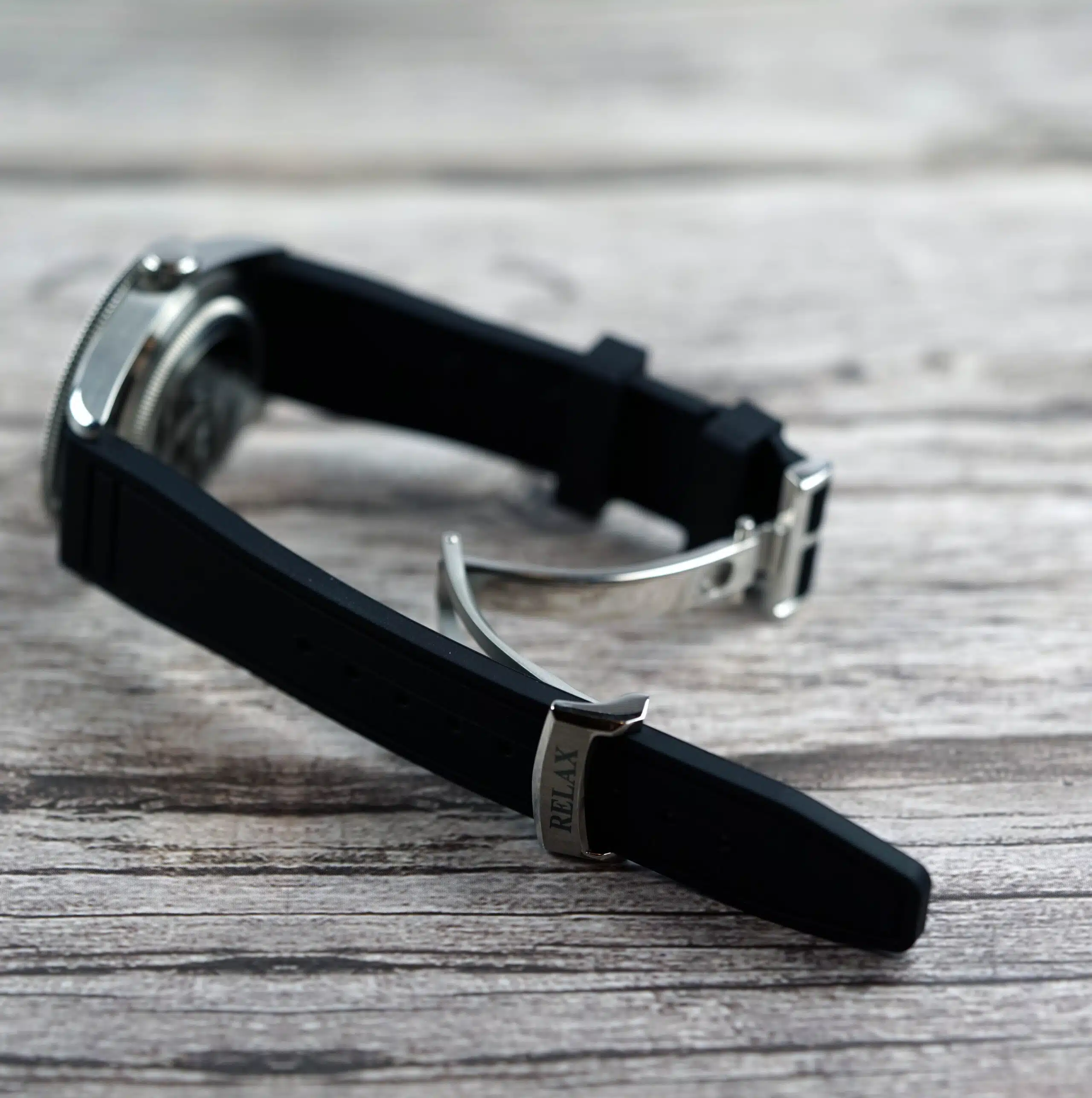 Universal Black Rubber Strap - Image 2