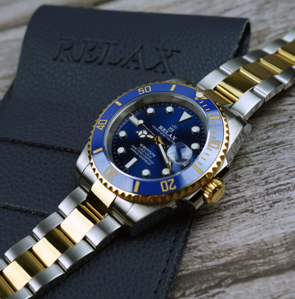 Relax Two Tone Blue Diver - Image 3
