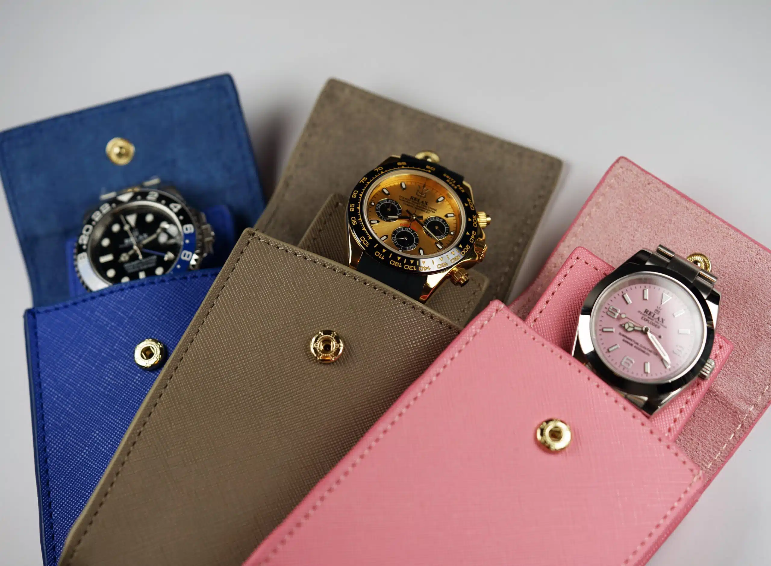 Relax Blue Premium Travel Watch Pouch - Image 4