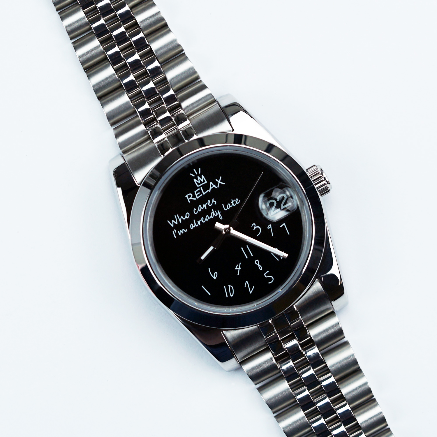 Relax Black Who Cares I'm Already Late 36mm - Image 4