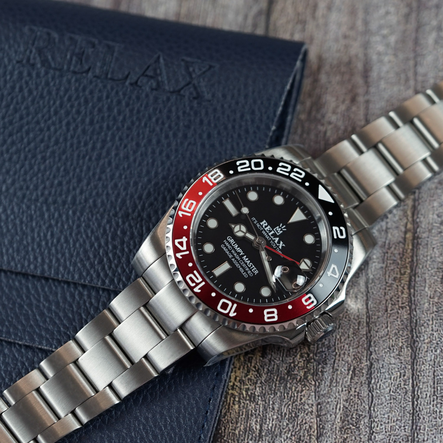 Relax Red & Black GMT - Image 2